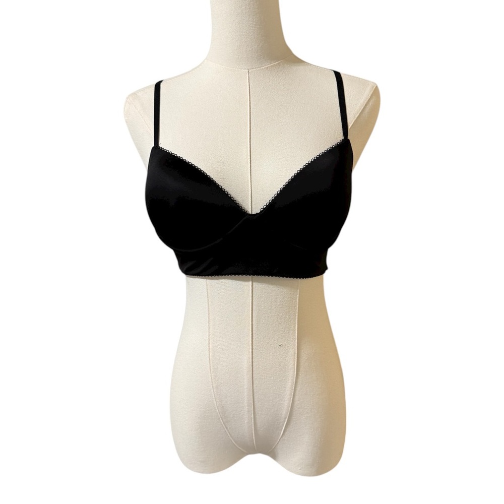 Victoria's Secret Padded Demi Bra SZ MED‎